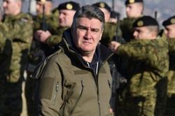Tình hình Ukraine: Moscow-Kiev ngược lời nhau về chiến sự, quốc gia NATO tuyên bố phản đối gửi vũ khí