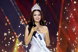 Trước Ngọc Châu, Kim Duyên và nhiều nàng Hậu Việt cũng vướng ồn ào về học vấn sau khi đăng quang