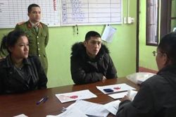 Chính trị - Xã hội Pháp luật - Cuộc sống Tuần tra đêm, phát hiện 2 đối tượng tàng trữ ma túy