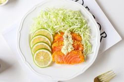 Tuyệt chiêu cho món cá hồi chiên mềm mướt bên trong, giòn thơm bên ngoài