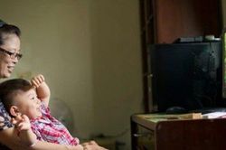 Bi hài câu chuyện bà nội đòi tiền trông cháu