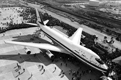 Boeing chia tay 'Nữ hoàng Bầu trời' 747 bằng lễ bàn giao đặc biệt