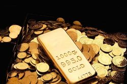 Giá vàng 1/2: 55,1 triệu đồng/lượng, vàng tăng mạnh khi nhà đầu tư 'bắt đáy'