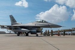 Lo Nga sắp đẩy mạnh chiến dịch, Ukraine hối thúc viện trợ