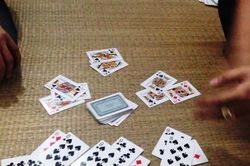 4 cán bộ Chi cục Dự trữ nhà nước huyện Hà Trung đánh bạc tại trụ sở