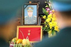 Vụ rơi máy bay Su 22: Truy tặng Huy hiệu Tuổi trẻ dũng cảm cho Thiếu tá phi công Trần Ngọc Duy