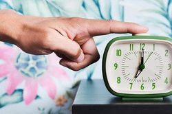 6 cách giúp cải thiện giấc ngủ, tái tạo năng lượng