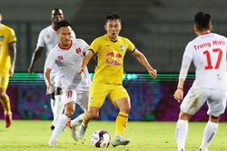 V-League và những 'vấp ngã' thời chuyên nghiệp