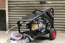Hoa Kỳ khởi xướng điều tra chống bán phá giá máy xịt rửa của Việt Nam
