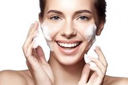Các bí quyết 'vàng' để chăm da ngày Tết
