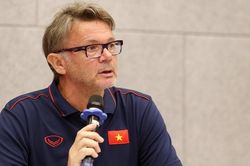 HLV Philippe Troussier: Lựa chọn đúng đắn, hay canh bạc?