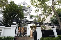 Khám phá biệt thự 'đi mỏi chân' 30 tỷ ở ngoại thành Hà Nội