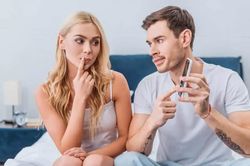 Làm thế nào kiểm soát cơn ghen để không trở nên mù quáng?