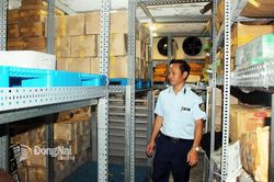 Xử phạt doanh nghiệp 240 triệu đồng và tiêu hủy gần 24 tấn thực phẩm 'bẩn'