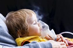 Căn bệnh gây suy hô hấp cấp cho trẻ nhưng dễ bị nhầm lẫn với bệnh vặt
