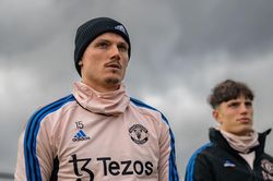 MU điền tên 3 tân binh vào đội hình Europa League