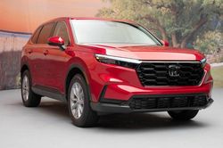Honda CR-V 2024 sẽ dùng động cơ mới bền gấp đôi và rẻ hơn 2/3 trước đây