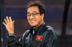 Trợ lý Lee Young-jin chia tay Việt Nam: 'Tim tôi tan vỡ khi cầu thủ bị chấn thương'