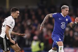 Bản hợp đồng kỷ lục Chelsea, Enzo Fernandez bị chỉ trích gay gắt