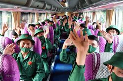 Hà Nội: Gặp mặt các thanh niên tình nguyện lên đường nhập ngũ