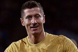 Lewandowski ghi thêm 2 bàn, Barca mất 1,25 triệu euro cho Bayern