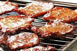Uớp sườn với sữa đặc, vị ngon khó cưỡng