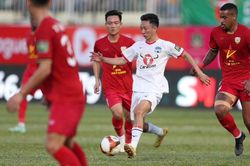 HAGL hòa Hà Tĩnh: Bầu Đức hài lòng