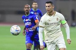 Clip Ronaldo cứu Al Nassr thoát thua