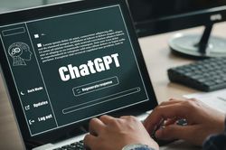 ChatGPT: Cần có hành lang pháp lý phù hợp để kiểm soát