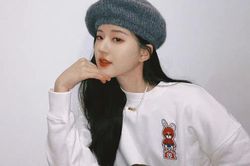 Triệu Lộ Tư bị lộ ảnh 'giường chiếu' với một người đàn ông, danh tính đối phương gây ngỡ ngàng
