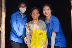 Tự hào là đảng viên tuổi 18