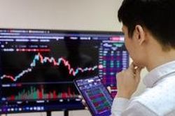 Chuyên gia: Chứng khoán đi ngang, chờ dòng tiền mới