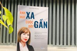 'Ánh mắt xa, cuộc đời gần': Cách để thấu hiểu con người