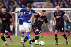 Nhận định, soi kèo Burnley vs Ipswich (02h45, 8/2), cúp FA vòng 4