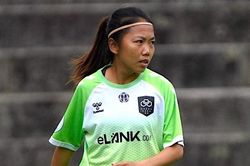 Huỳnh Như tiết lộ lý do nhận quả đá phạt thành bàn thắng siêu phẩm tại Lank FC