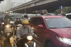 Dự báo thời tiết đêm nay và ngày mai (6-7/2): Hà Nội, Bắc Bộ, Bắc Trung Bộ trời lạnh, mưa nhỏ, mưa phùn, sương mù; Đông Nam Bộ nắng nóng