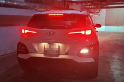 Nhiều xe một đèn lùi bị trượt đăng kiểm