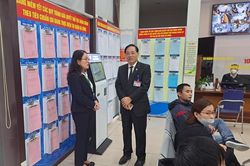 Kiểm tra đột xuất tại quận Hà Đông về giải quyết thủ tục hành chính
