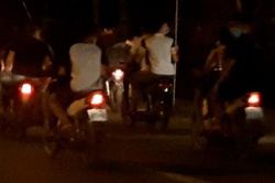 Nhóm 'săn báo' đuổi chém người không cần lý do