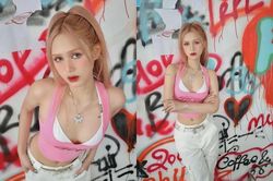 Xoài Non lên đồ khoe eo, nhan sắc chuẩn 'búp bê sống'