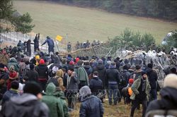 Nhiều nước EU yêu cầu thắt chặt kiểm soát biên giới để ngăn chặn khủng hoảng di cư