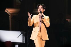 Ra sức 'đuổi' nhưng khán giả vẫn không chịu về, hành động của Hà Anh Tuấn khiến ai cũng bất ngờ