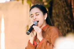 Trước khi liên tục gặp hạn trong năm tuổi, 'O Sen' Ngọc Mai từng tuyên bố: 'Tôi tin đức năng thắng số'
