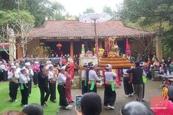 Khai hội truyền thống Đền thờ Bạch Y Công Chúa
