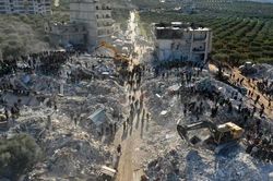 Ít nhất 7.200 người đã thiệt mạng do động đất tại Thổ Nhĩ Kỳ và Syria