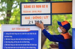 Giá xăng dầu hôm nay 8/2: Cập nhật giá xăng dầu trong nước, quốc tế