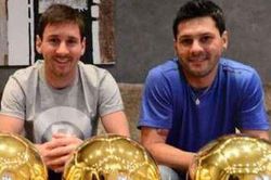 Anh ruột Messi phải xin lỗi vì nói 'Barca phản bội em tôi'