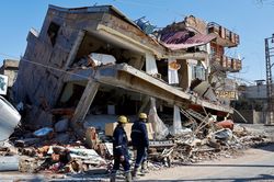 Gần 20.000 người thiệt mạng do động đất tại Thổ Nhĩ Kỳ và Syria