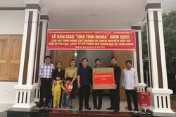 Bàn giao 'Nhà tình nghĩa' cho quân nhân có hoàn cảnh khó khăn