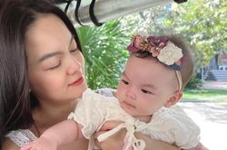 Ái nữ đổ bệnh, Phạm Quỳnh Anh thấp thỏm đứng ngồi không yên